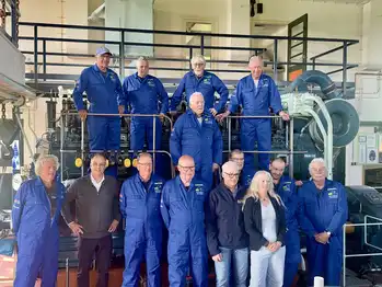 Nieuwe overalls voor onze vrijwilligers - Museumgemaal Cremer Termuntenzijl